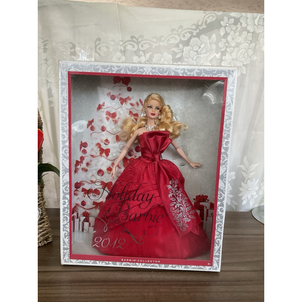 2012 Holiday Barbie Doll Collector Edition - New In Box - Picture 4 of 5